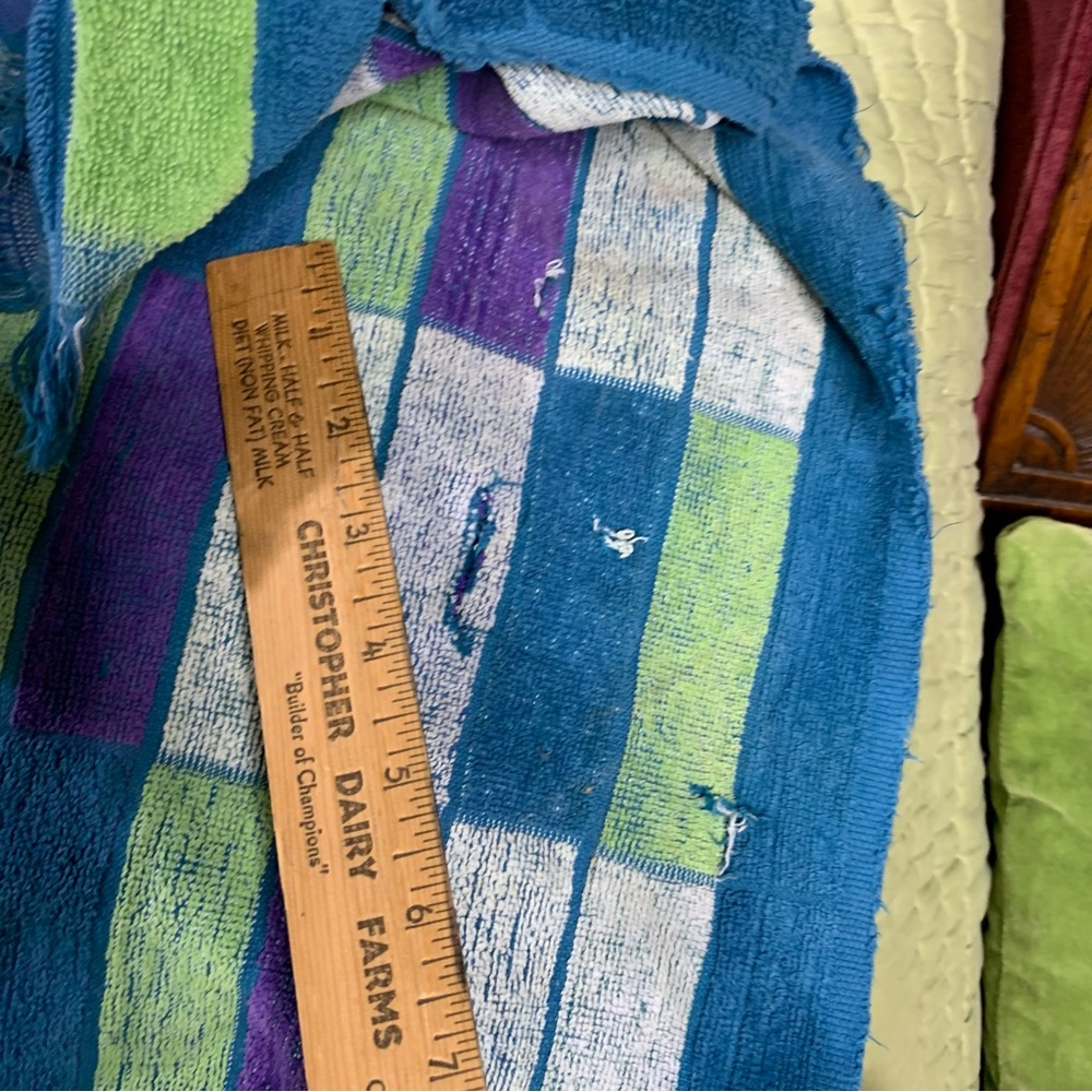 70s Color Block Towel *Torn* - Picture 4 of 7